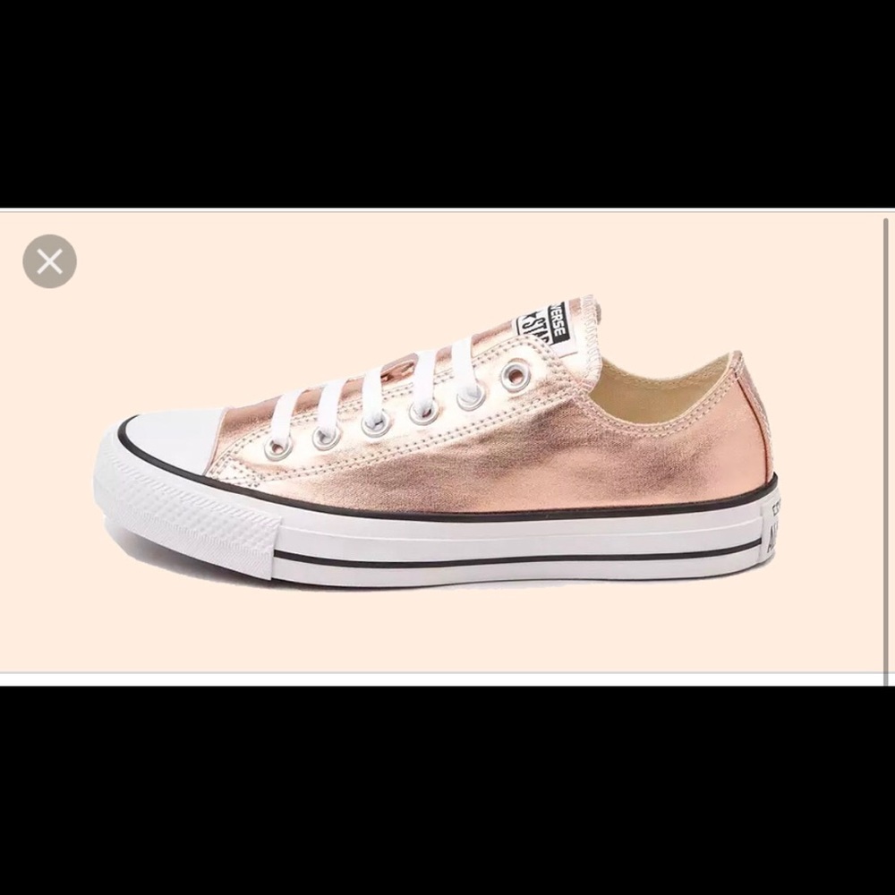 Women’s Rose Gold Converse EUC